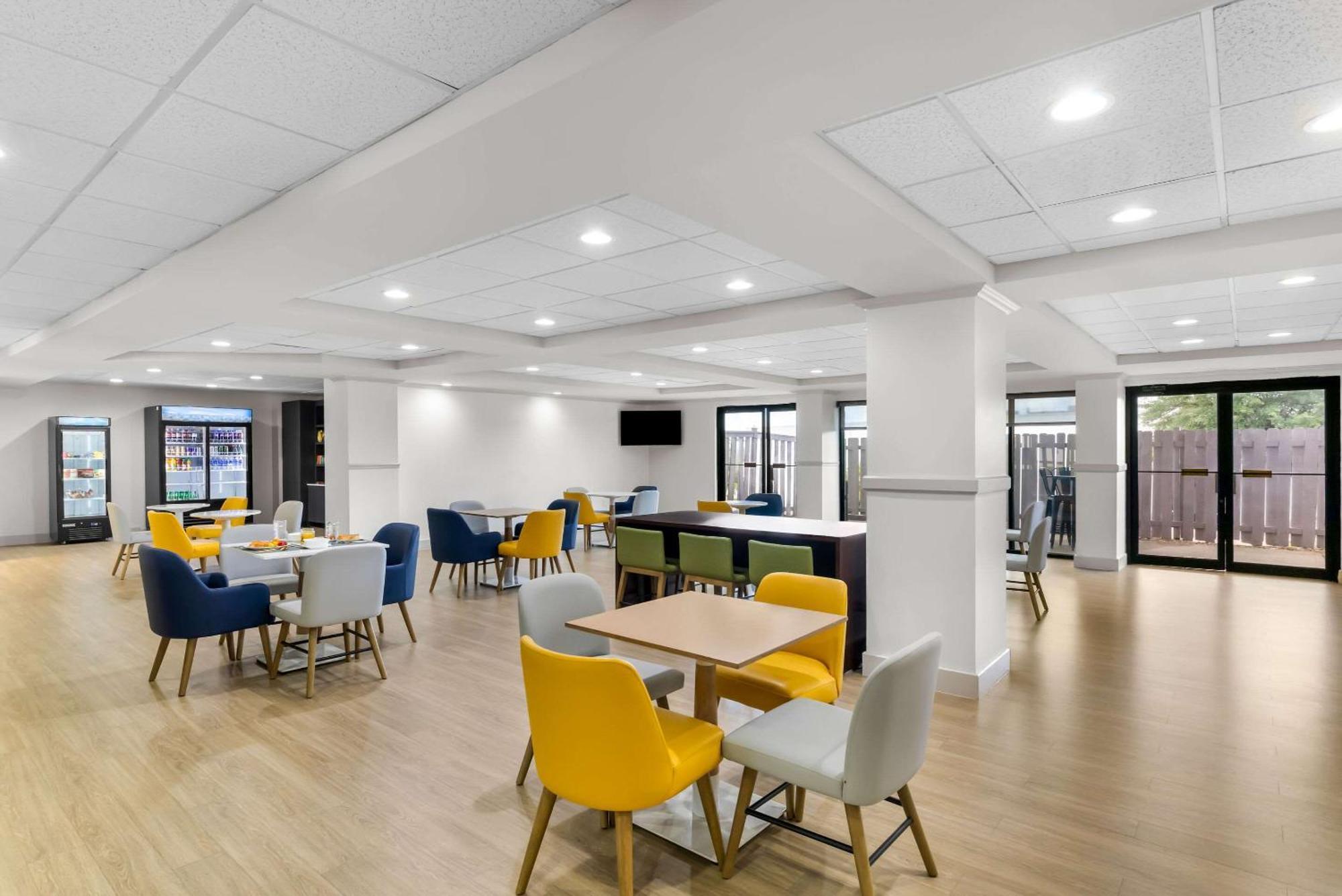 Comfort Suites Austin Airport Kültér fotó